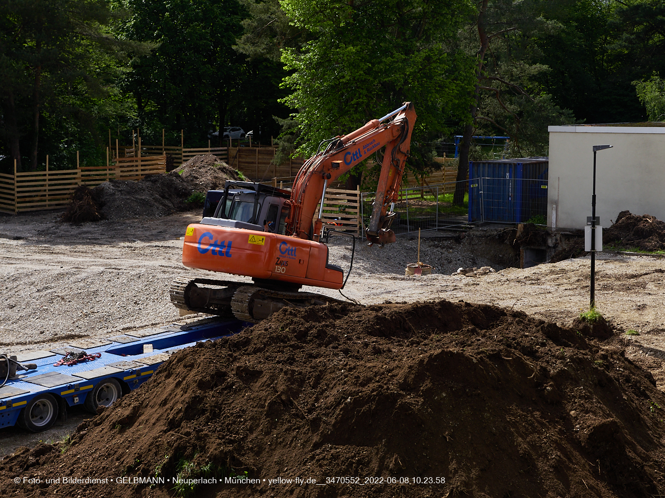 08.06.2022 - Baustelle zur Mütterberatung und Haus für Kinder